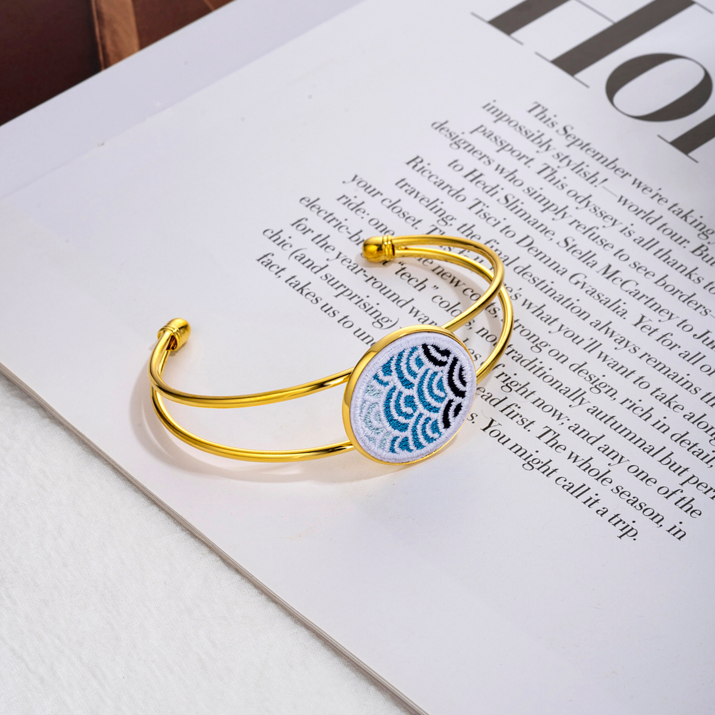 Handmade Embroidered Gold Bracelet D01